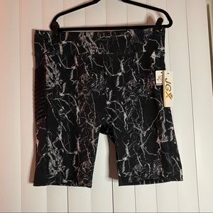 Marble Biker Shorts